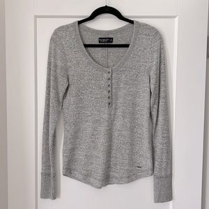 Abercrombie & Fitch Soft A&F Cozy Gray Henley Size M